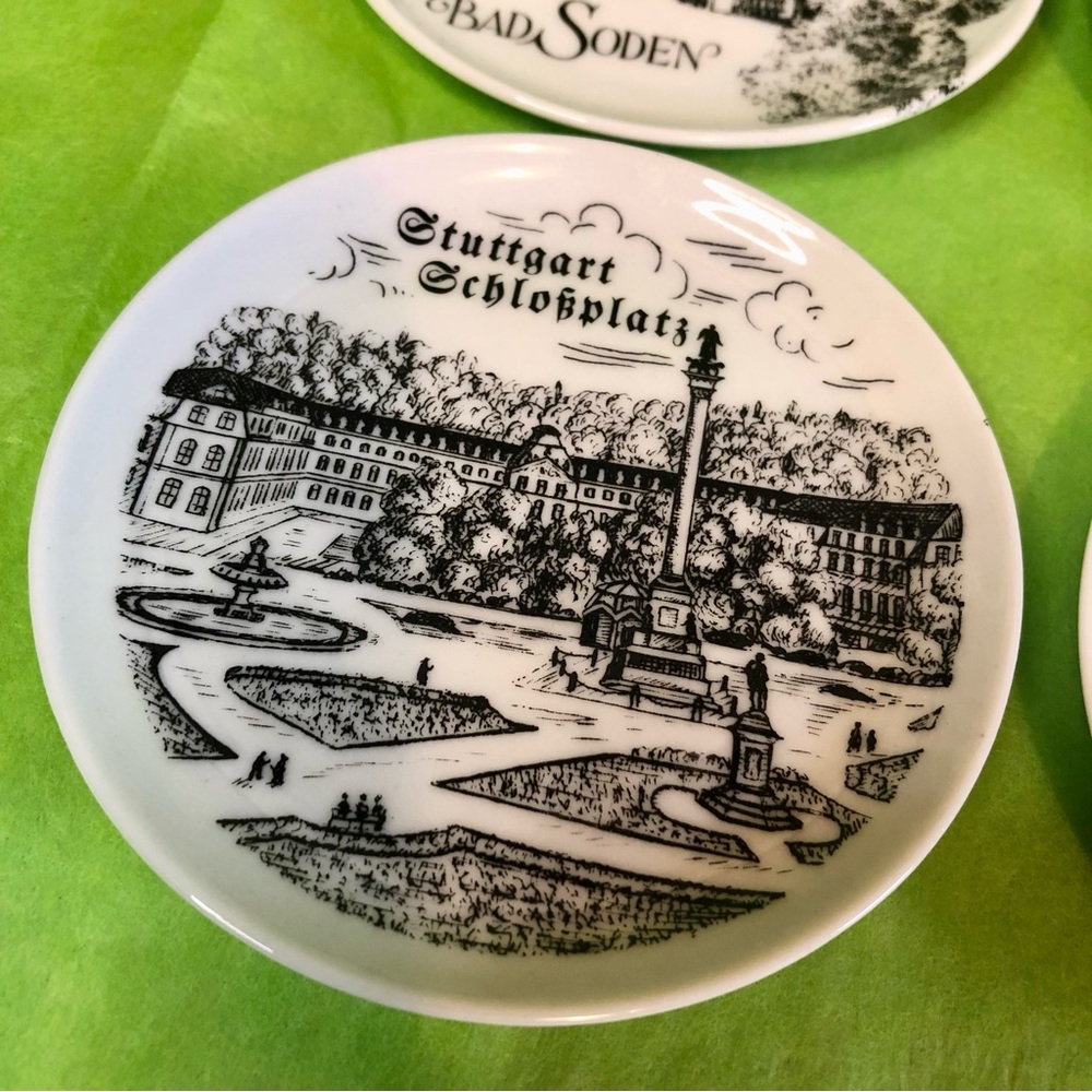 German Souvenir Coaster/trinket dish/tea bag plate Vintage-Lot of 4 - Picture 3 of 9